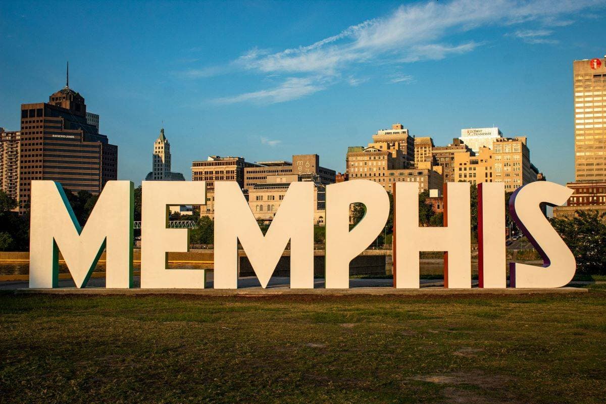 memphis-sign-2